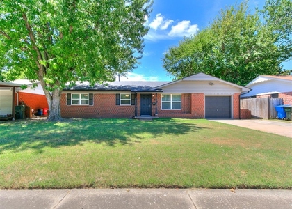 212 S Mercedes Drive - Photo 1