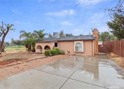 28595 Avenida Gaviota - Photo 1