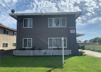 605 W D Street - Photo 1