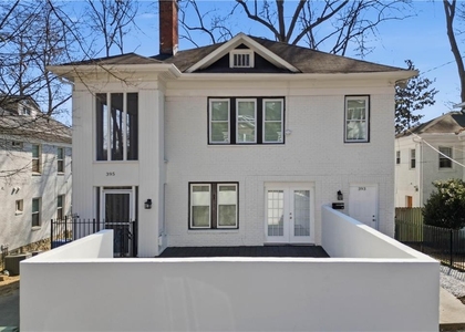 395 8th Street Ne - Photo 1