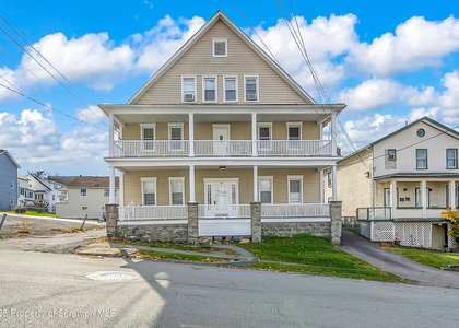 538 Birch Street - Photo 1