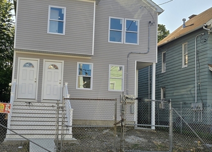 438 Park Street - Photo 1