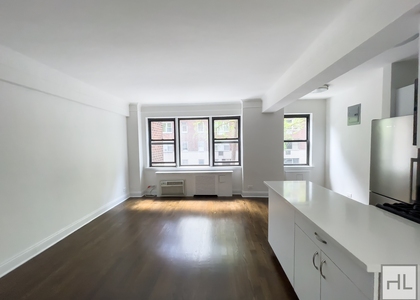 Beekman Place - Photo 1