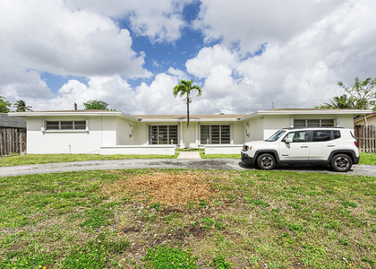6821-6825 Nw 11th Place - Photo 1