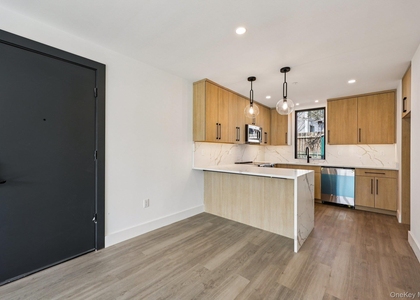 325 Manville - Photo 1