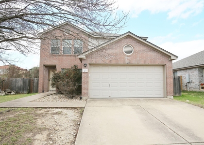 213 Rim Rock Dr - Photo 1