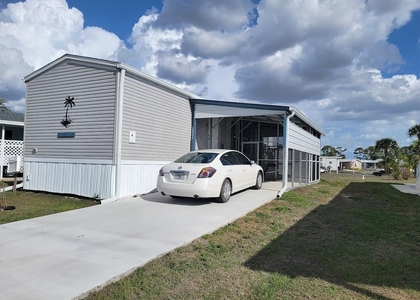 5700 Holiday Park Boulevard - Photo 1
