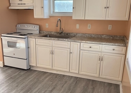 106 W 2nd Street - Photo 1