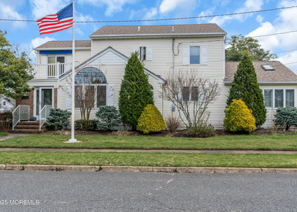 124 Neptune Place - Photo 1