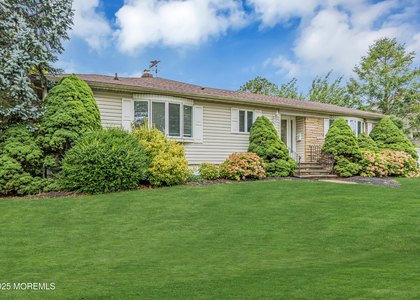 218 3rd Avenue - Photo 1