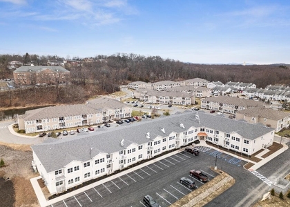 306 Bluestone Court - Photo 1