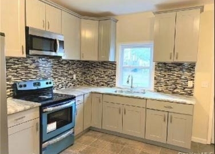 54-56 Valley Avenue - Photo 1