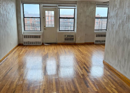 540 Ocean Parkway - Photo 1