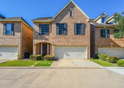 3206 E Park At Beverly Hills - Photo 1