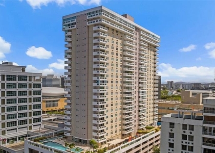 576 Ave. Arterial B, Coliseum  - Photo 1