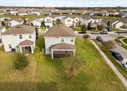 5192 Chickadee Street - Photo 1