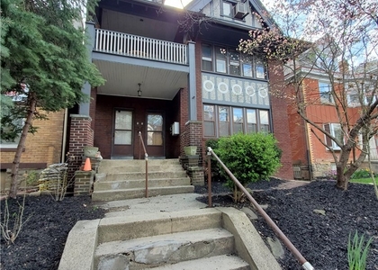 222 Morewood Ave - Photo 1