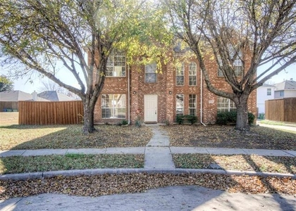 5441 Mohawk Court - Photo 1