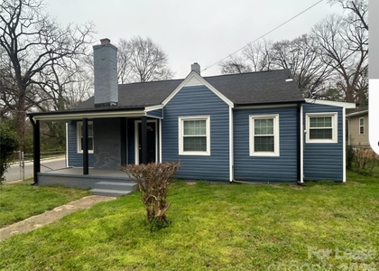 3024 Parkway Avenue - Photo 1