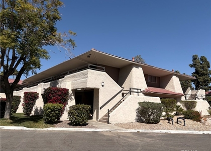 510 N Villa Court - Photo 1
