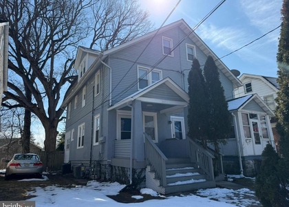 244 Mansion Avenue - Photo 1