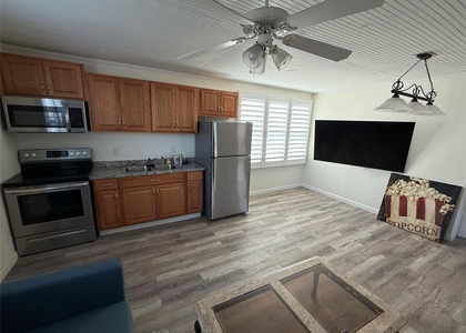 8 Bayvilla Street - Photo 1