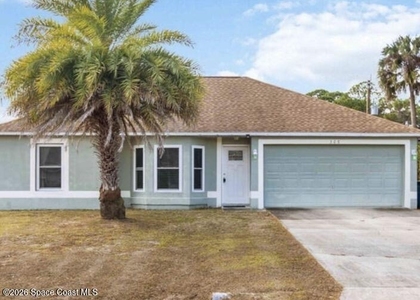 308 Tamarind Circle Nw - Photo 1