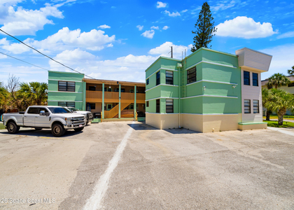 1630 S Atlantic Avenue - Photo 1