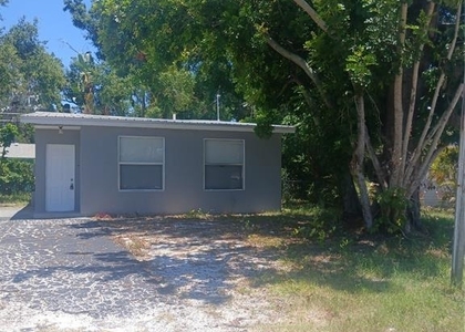 1060 65th Street S - Photo 1