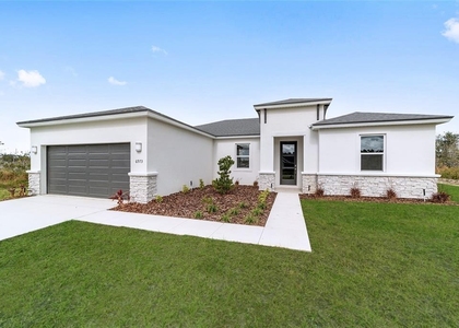 8450 N Travis Drive - Photo 1