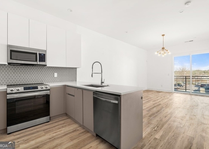 1155 Custer Avenue Se - Photo 1