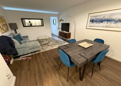 East 63rd Street - Photo 1
