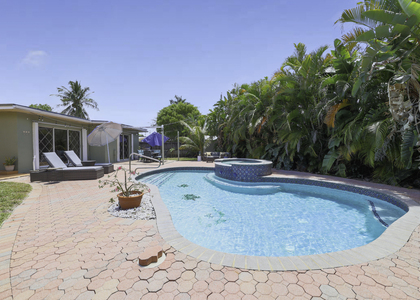 342 Sw 14th Street - Photo 1