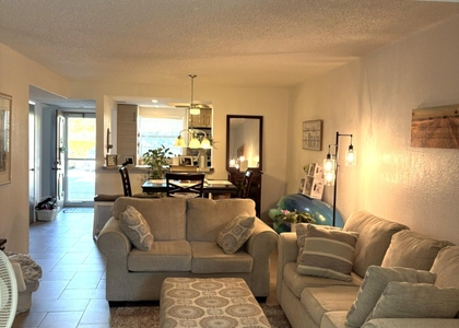 330 Ne 26th Avenue - Photo 1