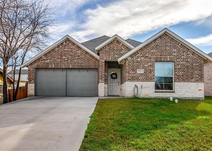 5617 Kilpatrick Avenue - Photo 1