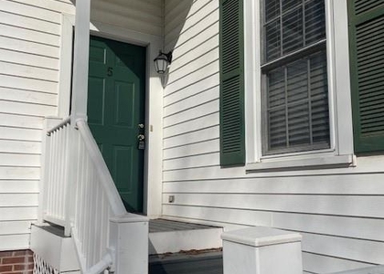 103 S Ridge Avenue - Photo 1