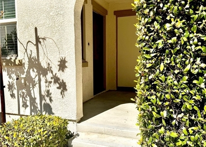 14121 W Oak Lane - Photo 1