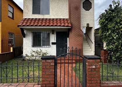 12779 Venice Boulevard - Photo 1