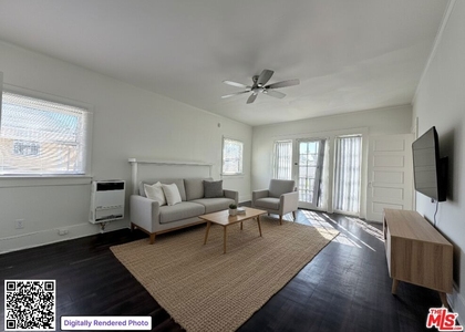2146 S Oak Street - Photo 1