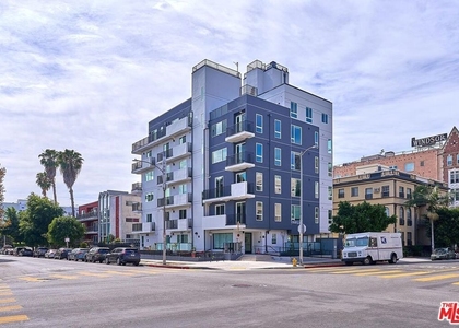 707 S Berendo Street - Photo 1