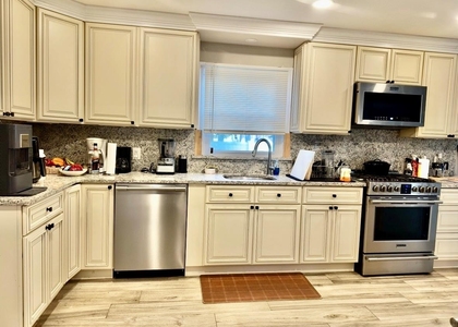 107 Fairview Avenue - Photo 1