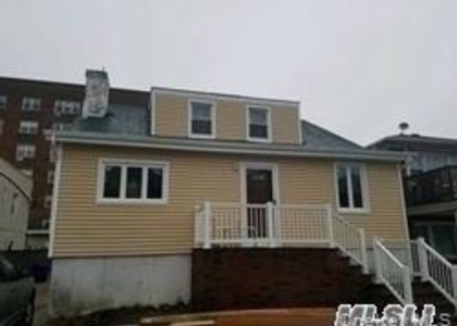 450 E Broadway - Photo 1