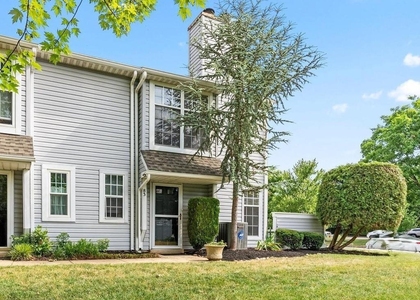 83 Avon Lane - Photo 1