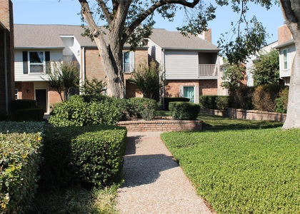 5976 Woodway Place Court - Photo 1