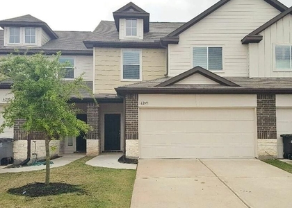6239 Brenwood Circle - Photo 1