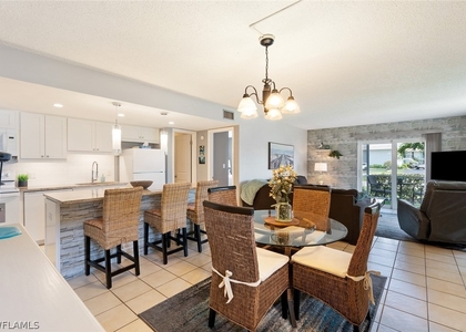 240 Palm Drive - Photo 1