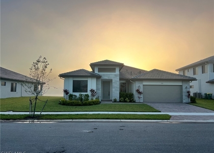 5114 Penella Avenue - Photo 1