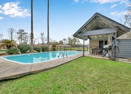 22603 Tuwa Road - Photo 1