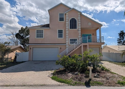 7436 Islander Lane - Photo 1