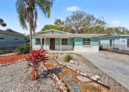 318 Bath Street - Photo 1